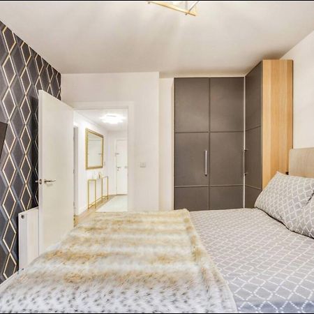 Апартаменты Chelsea Chic: An Upscale And Modern Flat Лондон Экстерьер фото